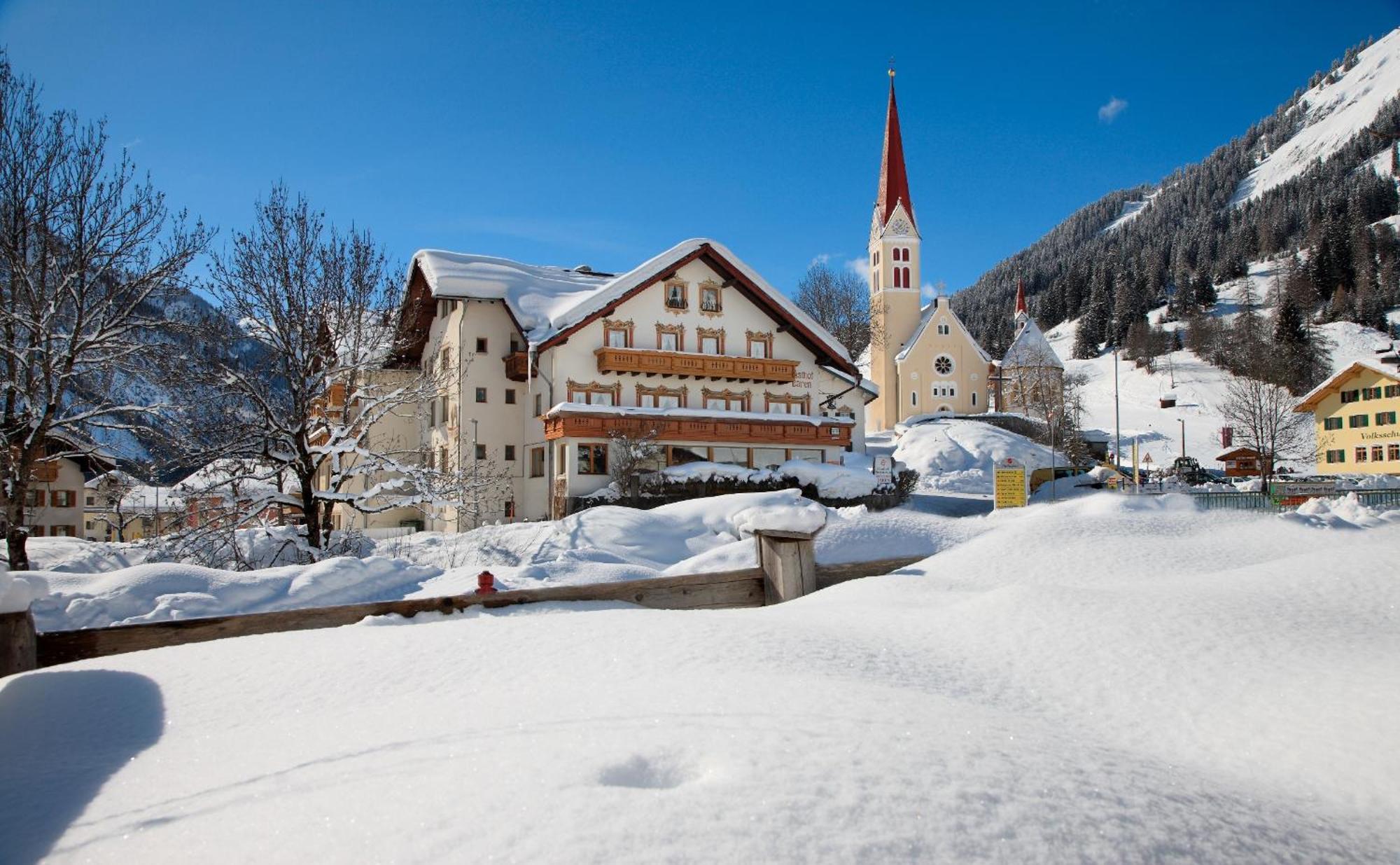 Отель Gasthof Baren Хольцгау Экстерьер фото