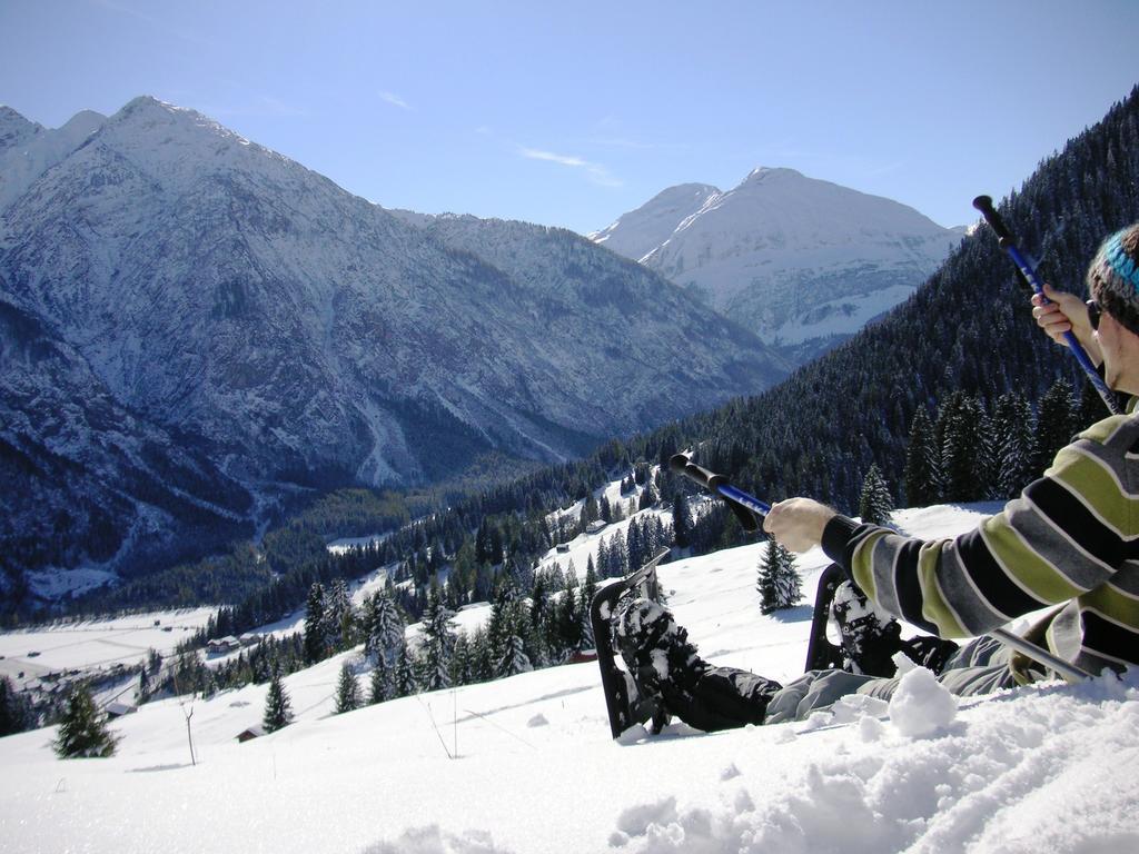 Отель Gasthof Baren Хольцгау Экстерьер фото