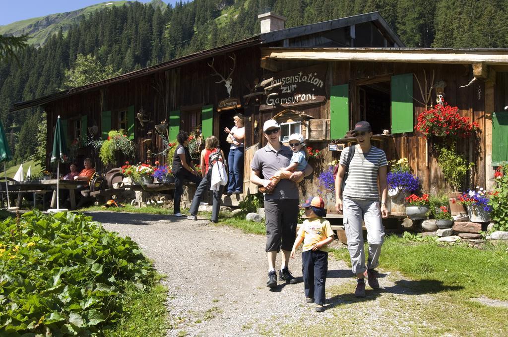 Отель Gasthof Baren Хольцгау Экстерьер фото